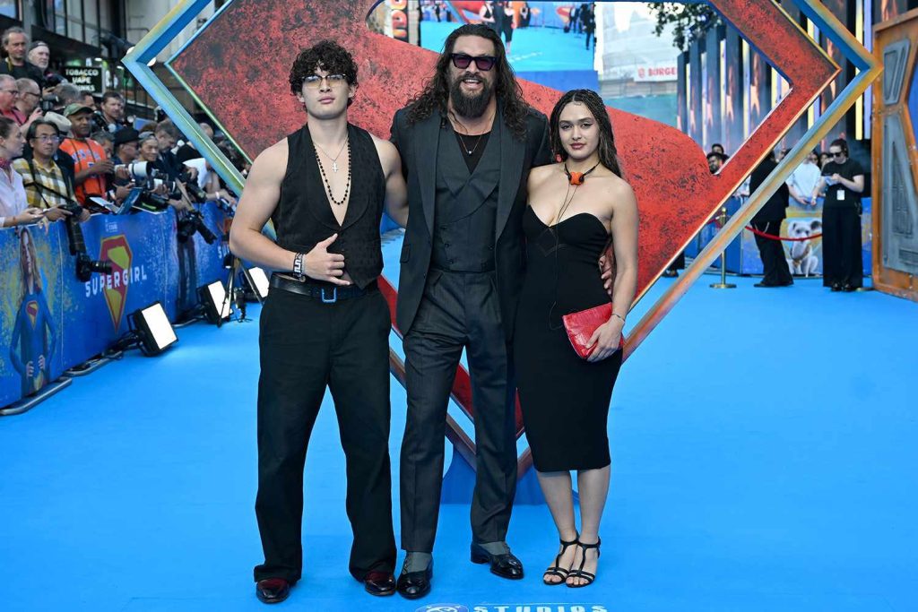 Jason Momoa Lobo Supergirl event