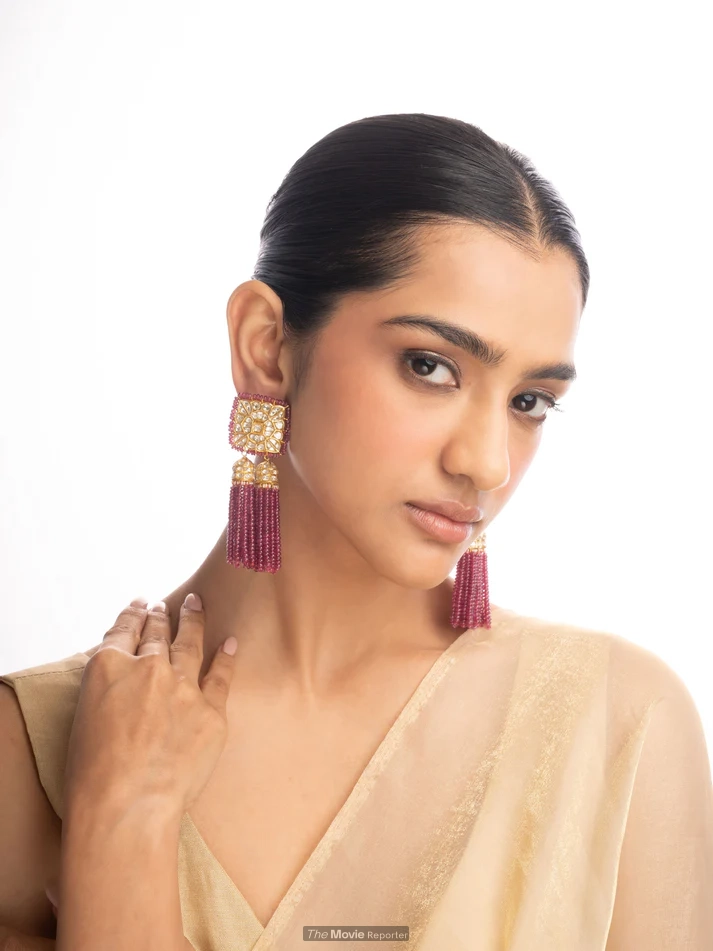 lightweight gold jhumkas